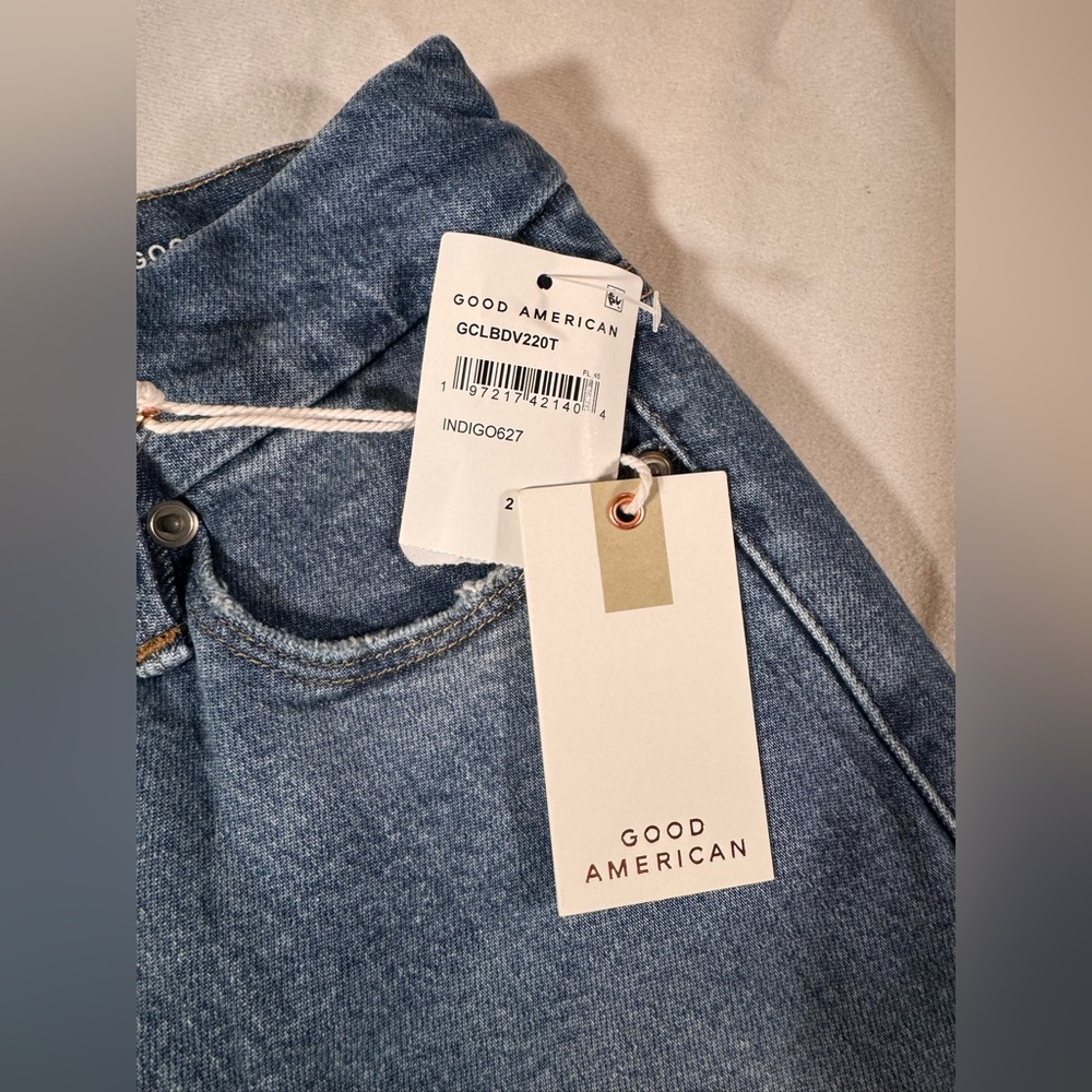 Good American Flare Jeans in Classic Blue